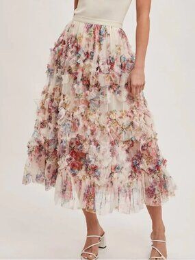 NWT Blue Ivy Floral Tulle Midi Skirt - Large